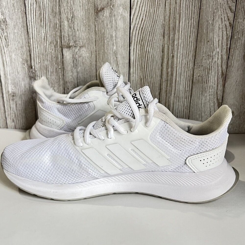 Size 6 adidas Runfalcon White - Picture 2 of 15